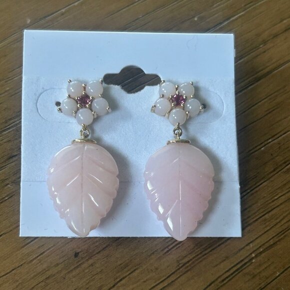 Rarities Carol Brodie Carved Gemstone LEAF Drop Earrings PINK OPAL nwt - Picture 2 of 6